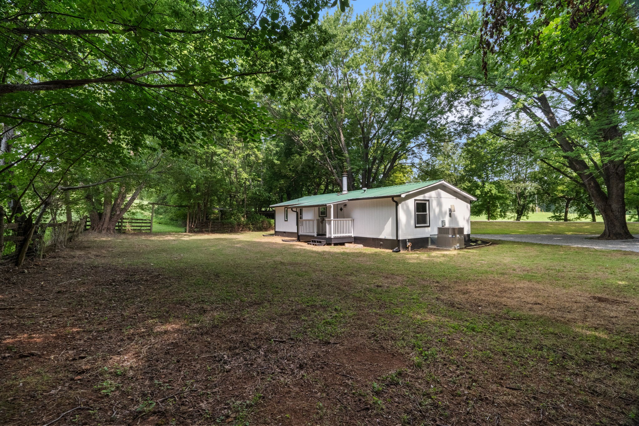 4147 Fizer Road Springfield, TN 37172 - Photo 22 of 25 a view of a house with yard