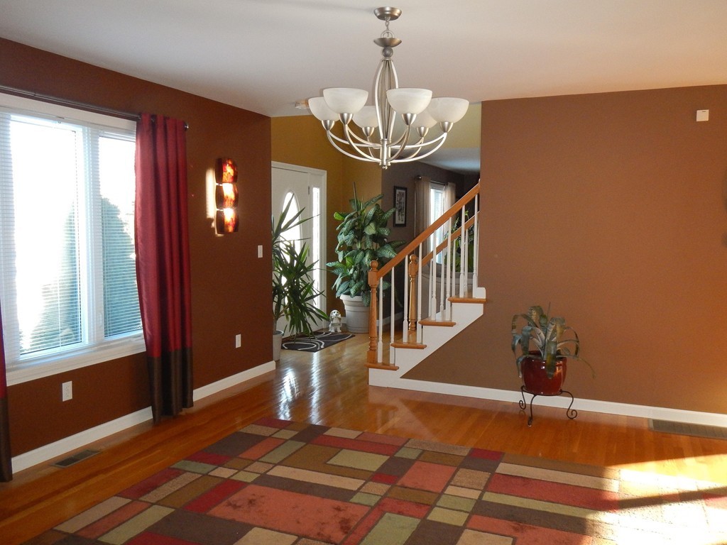 246 New Boston Road Fairhaven, MA 02719 - Photo 7 of 27 Gallery Image 7