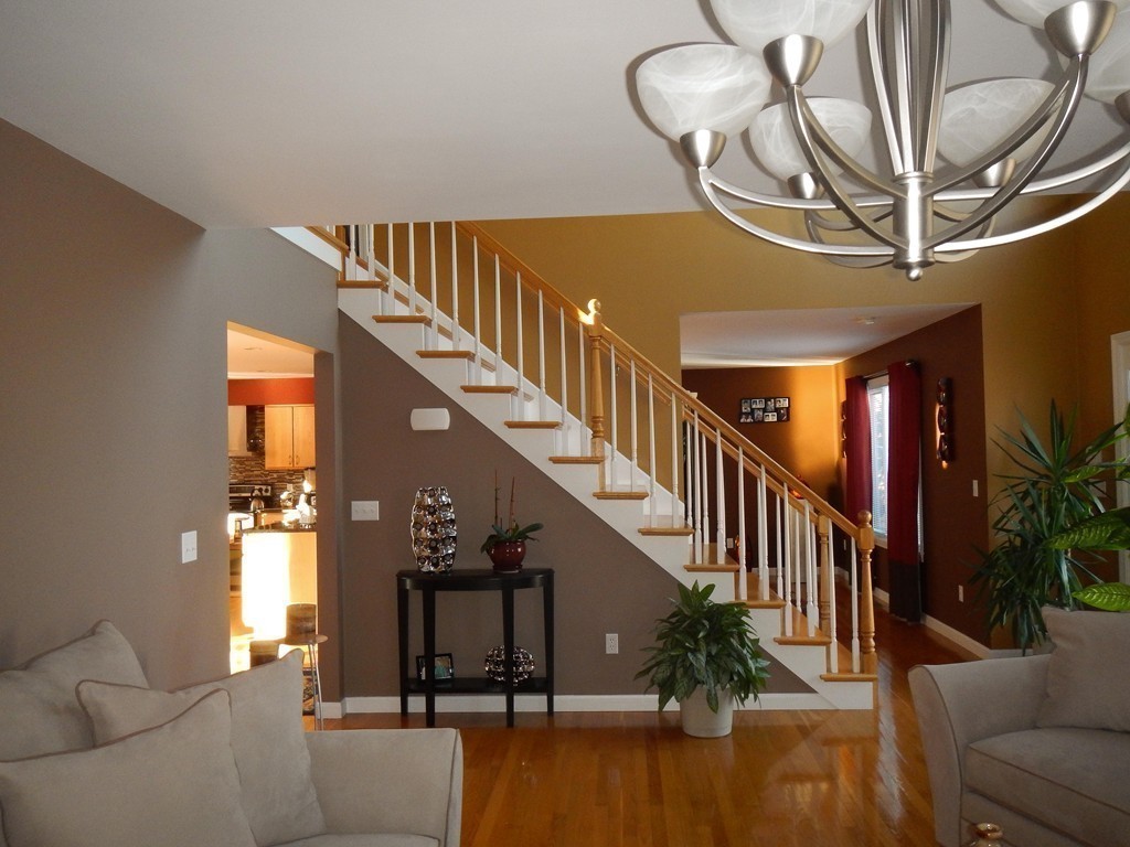 246 New Boston Road Fairhaven, MA 02719 - Photo 9 of 27 Gallery Image 9