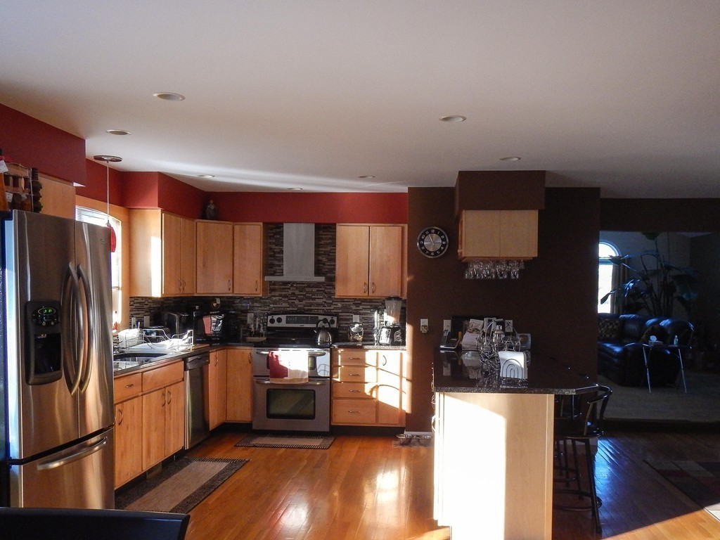 246 New Boston Road Fairhaven, MA 02719 - Photo 10 of 27 Gallery Image 10