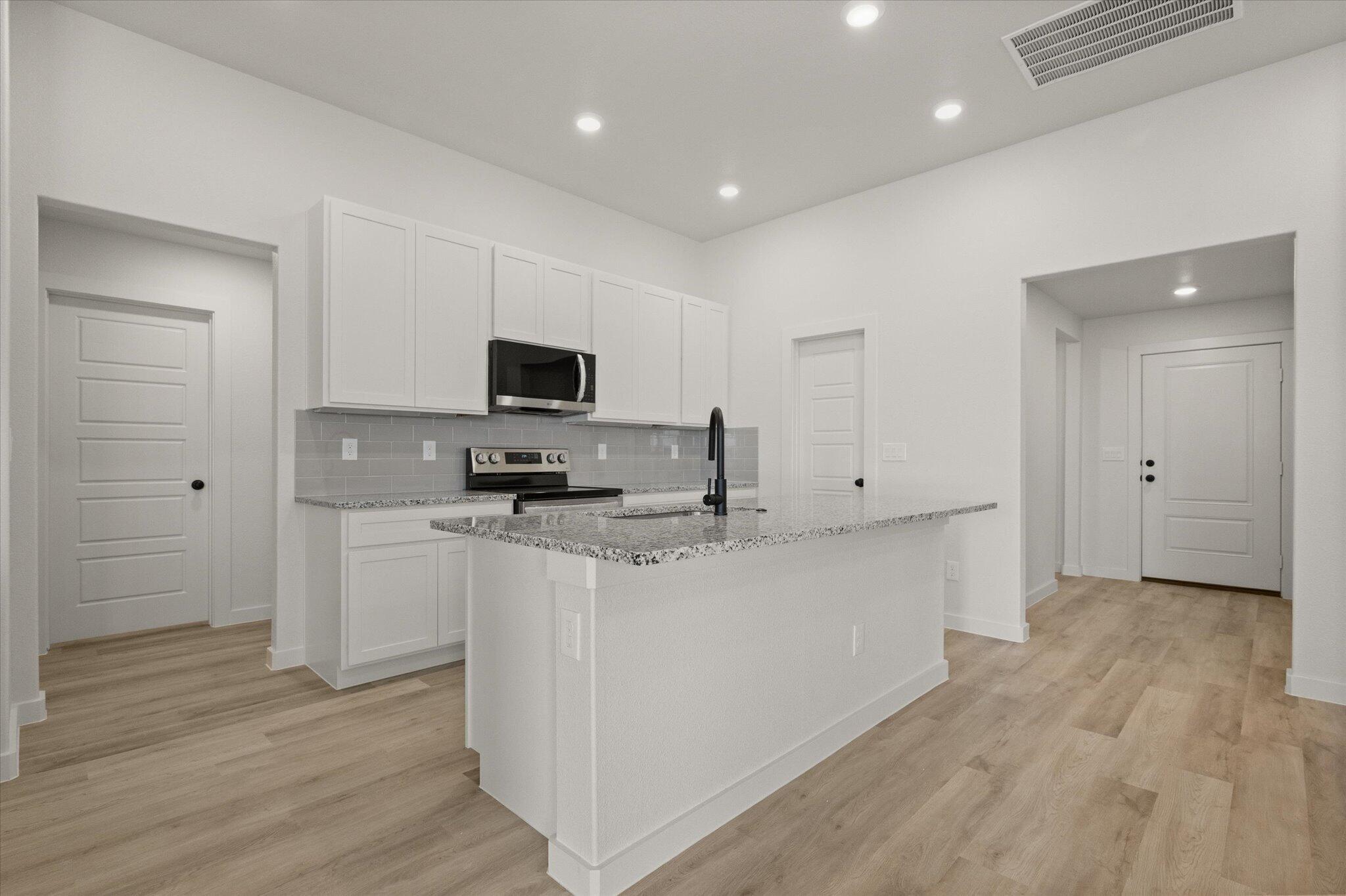 5631 Rice Street Lubbock, TX 79416 - Photo 12 of 25 10-5631 Rice_9608