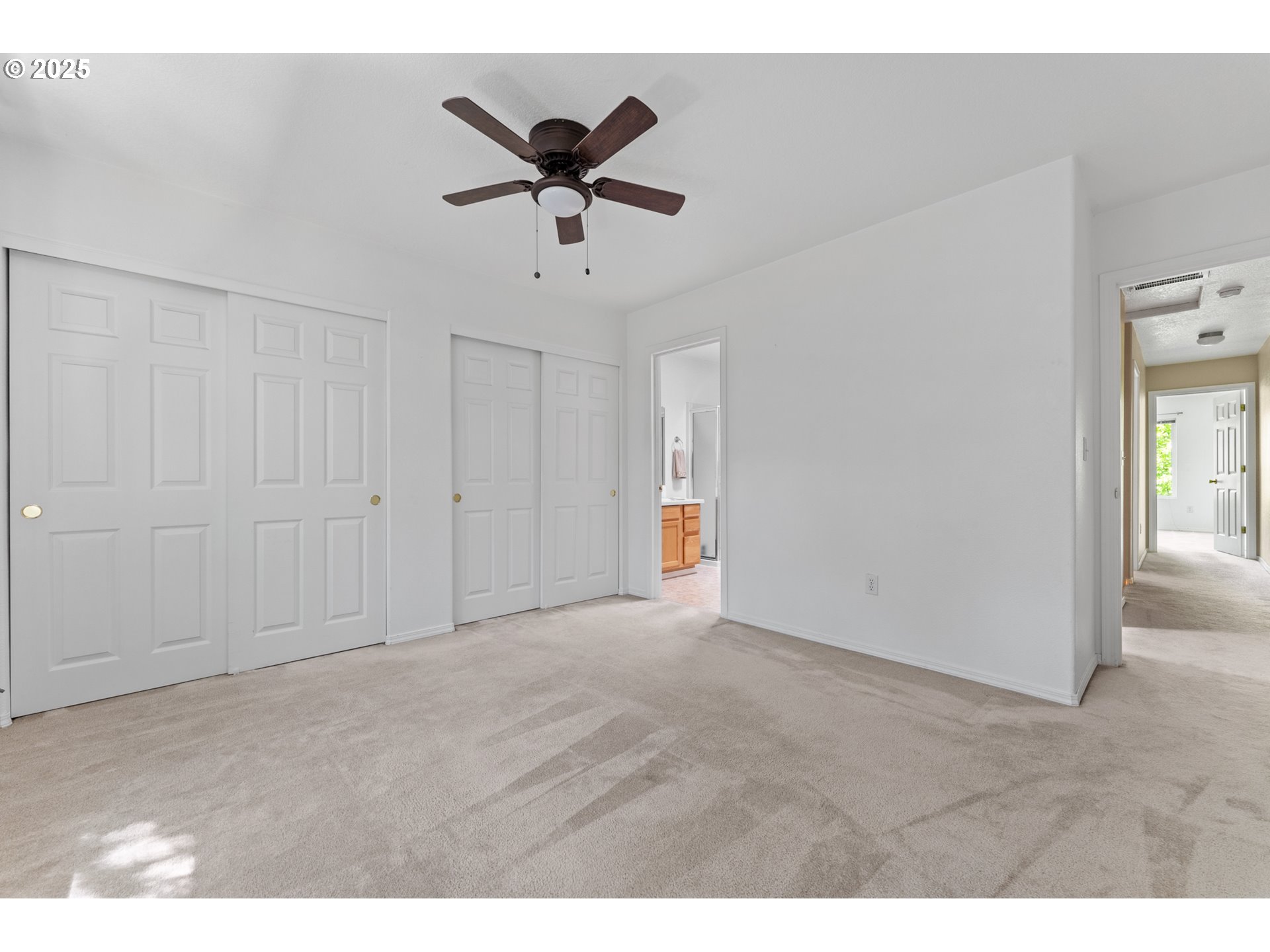 3368 Southwest Delaney Place Portland, OR 97225 - Photo 17 of 25