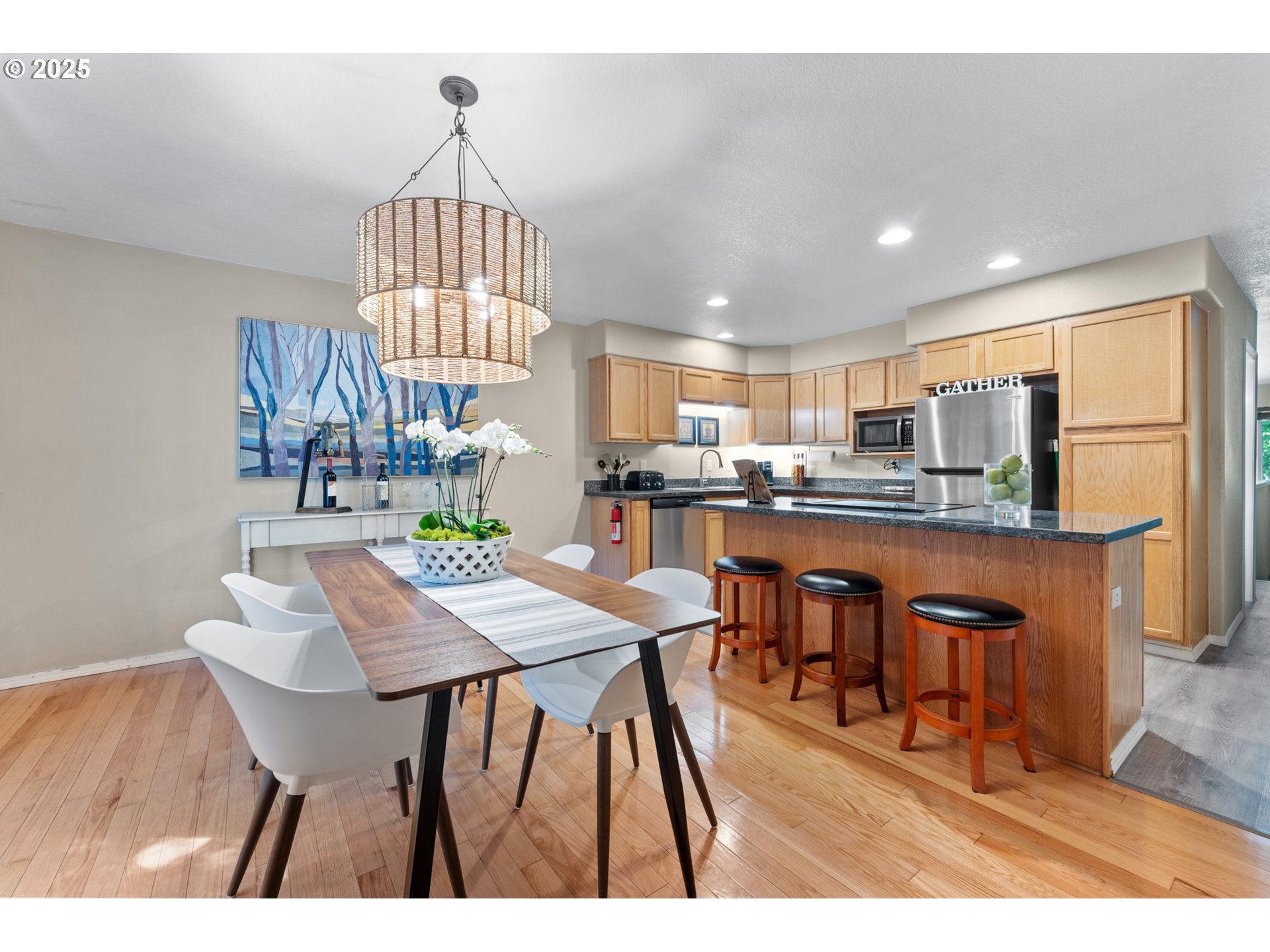 3368 Southwest Delaney Place Portland, OR 97225 - Photo 9 of 25