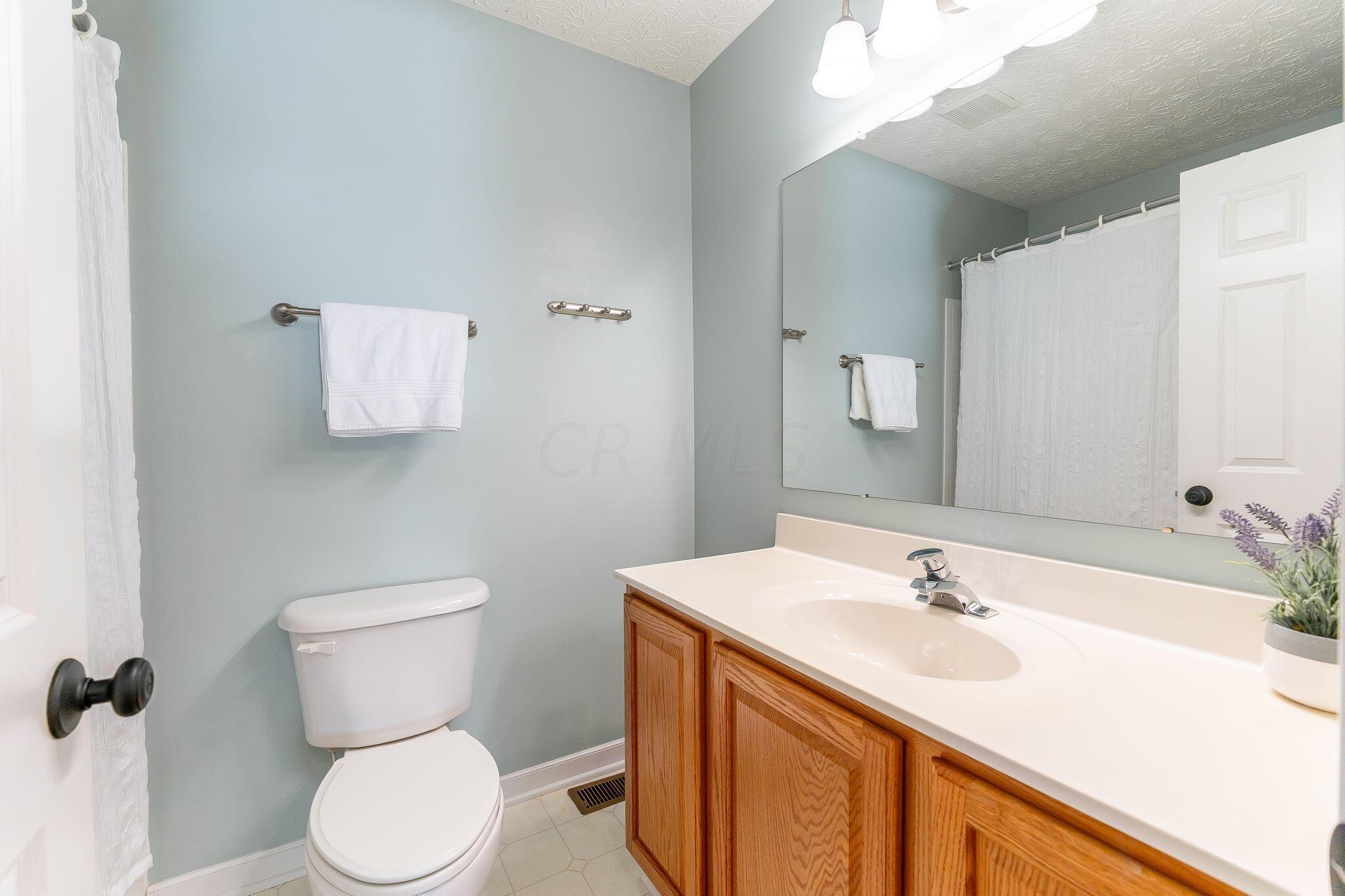 7995 Rodebaugh Road Reynoldsburg, OH 43068 - Photo 36 of 67 2nd Bathroom