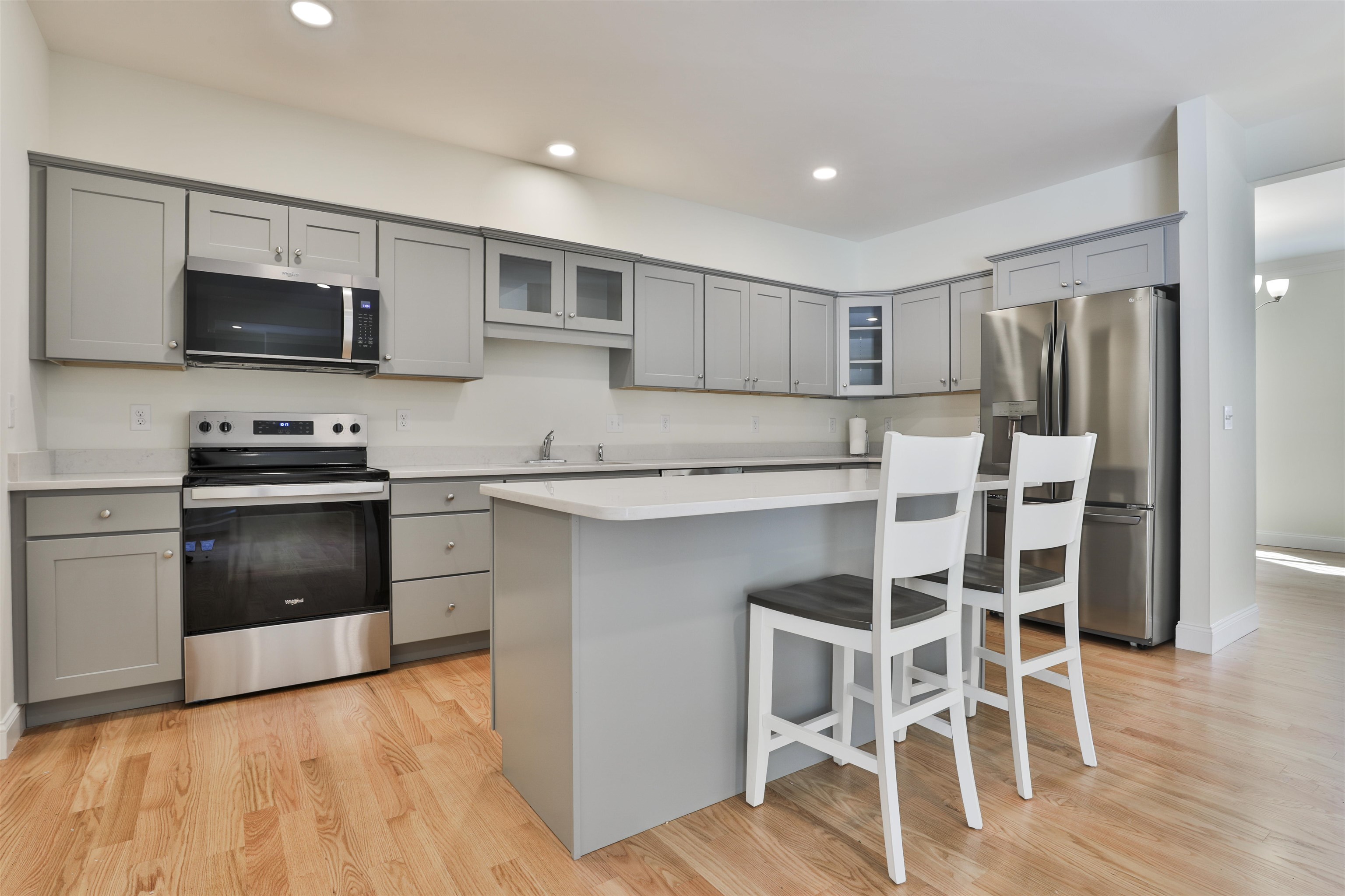 22 Reeds Ferry Way Merrimack, NH 03054 - Photo 14 of 52