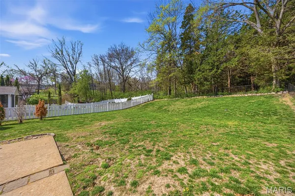 $279,900 | 729 Vanderville Drive, Fenton, MO 63026