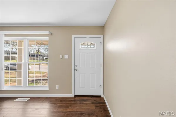 $279,900 | 729 Vanderville Drive, Fenton, MO 63026