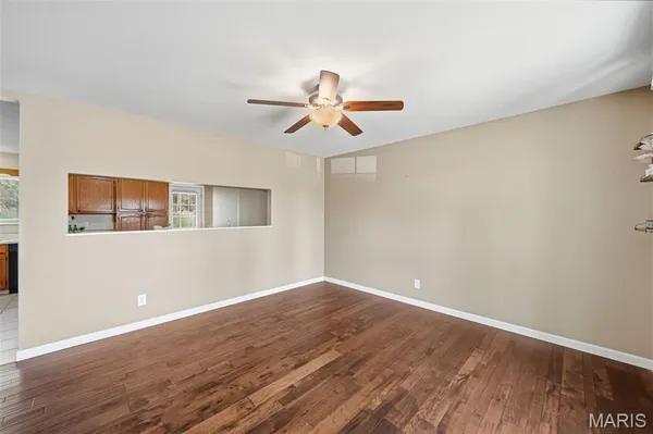 $279,900 | 729 Vanderville Drive, Fenton, MO 63026