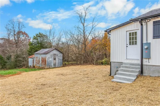 $224,900 | 5420 Highway 21, Jonesville, NC 28642