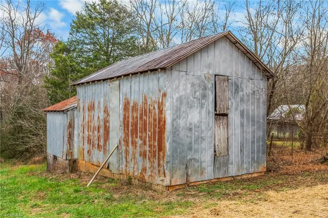 $224,900 | 5420 Highway 21, Jonesville, NC 28642