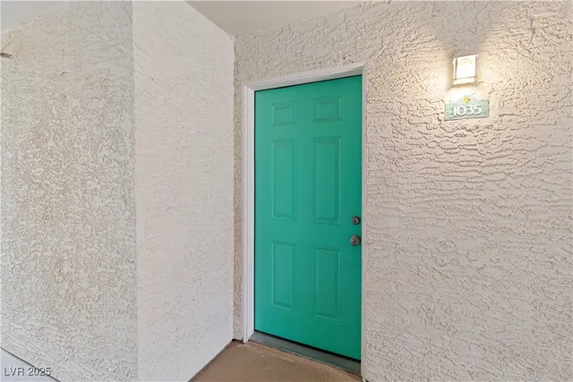 $199,000 | 3550 Bay Sands Drive, Unit 1035, Laughlin, NV 89029