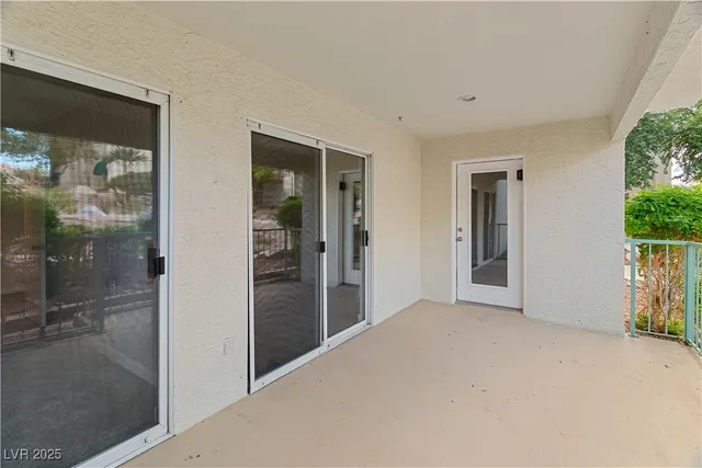 $199,000 | 3550 Bay Sands Drive, Unit 1035, Laughlin, NV 89029