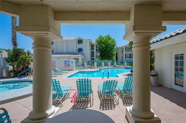 $199,000 | 3550 Bay Sands Drive, Unit 1035, Laughlin, NV 89029