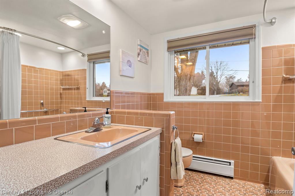 35765 Springvale Street Farmington Hills, MI 48331 - Photo 20 of 53