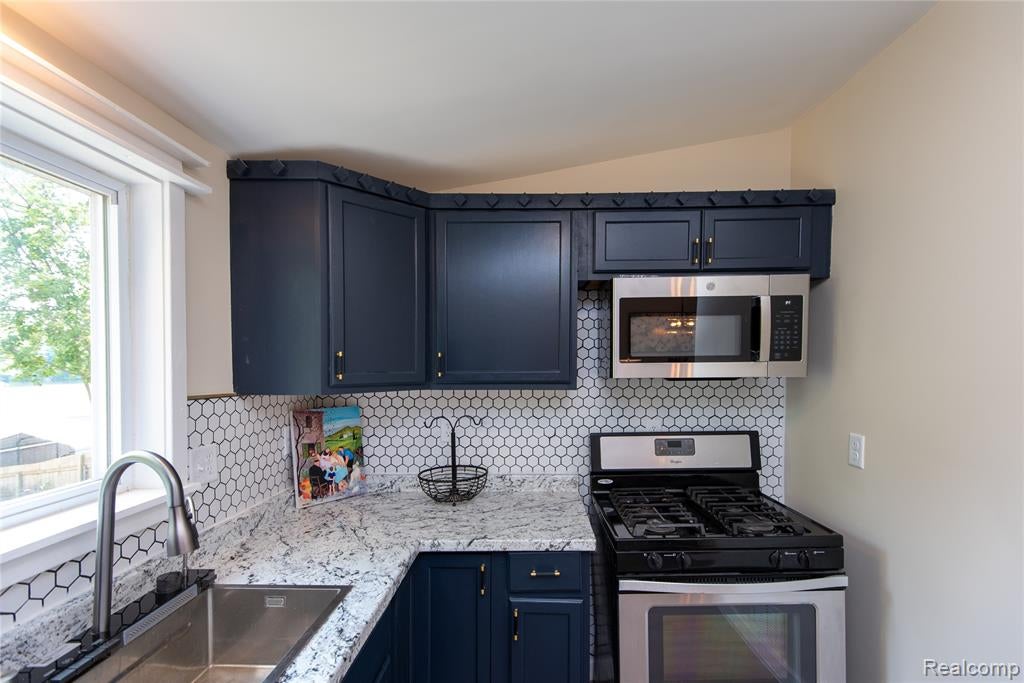 9174 Perry Road Atlas, MI 48411 - Photo 33 of 67 Gallery Image 33