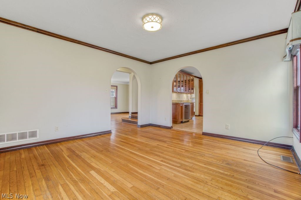 3300 Ardmore Road Cleveland, OH 44120 - Photo 10 of 37 Gallery Image 10