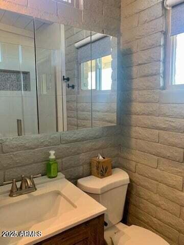 40809 North School House Road Cave Creek, AZ 85331 - Photo 12 of 19 Bathroom