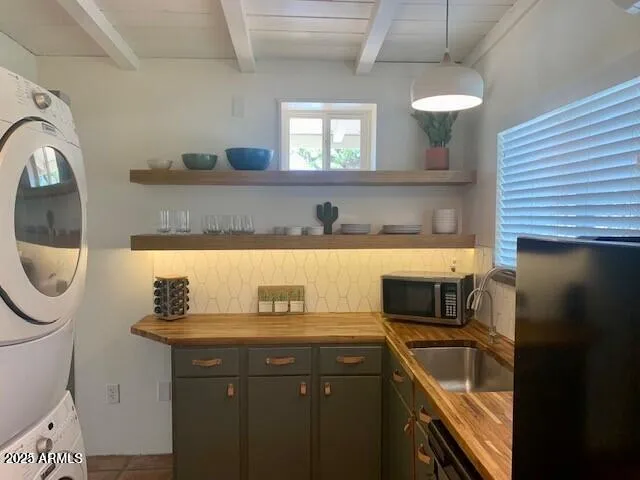 $2,075 | 40809 North School House Road, Cave Creek, AZ 85331