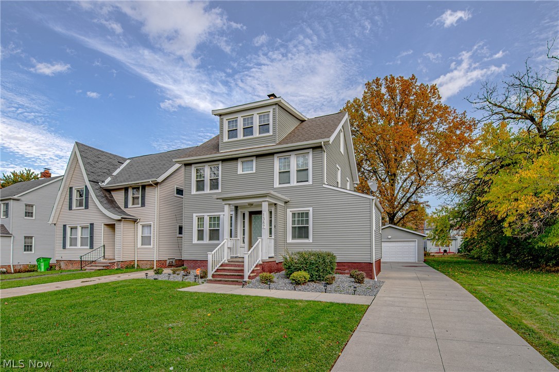 1387 Plainfield Road Cleveland, OH 44121 - Photo 2 of 31