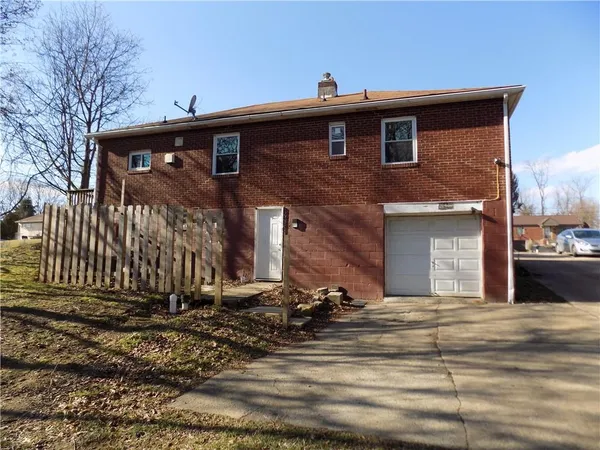$194,900 | 5850 Heberton Drive, Penn Hills, PA 15147