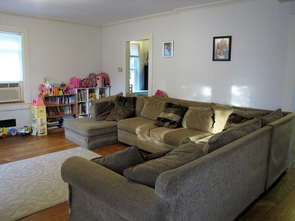 235 Southbridge Road Warren, MA 01083 - Photo 4 of 15 Gallery Image 4