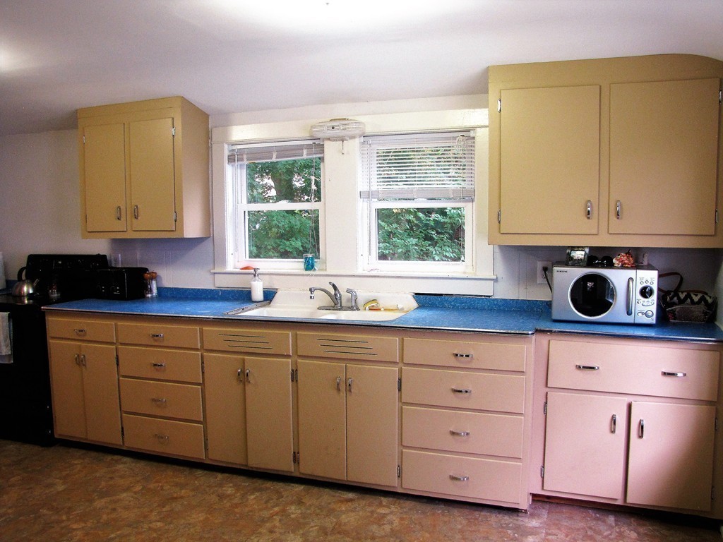 235 Southbridge Road Warren, MA 01083 - Photo 7 of 15 Gallery Image 7