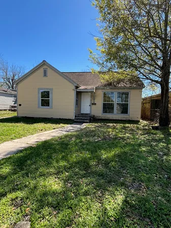 $144,900 | 109 Schilling Avenue, Baytown, TX 77520