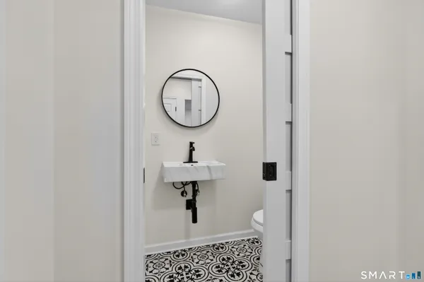 $519,000 | 645 Paradise Avenue, Hamden, CT 06514