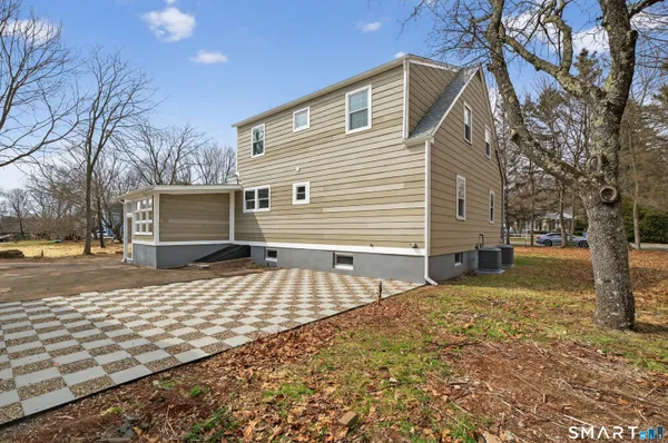 $519,000 | 645 Paradise Avenue, Hamden, CT 06514