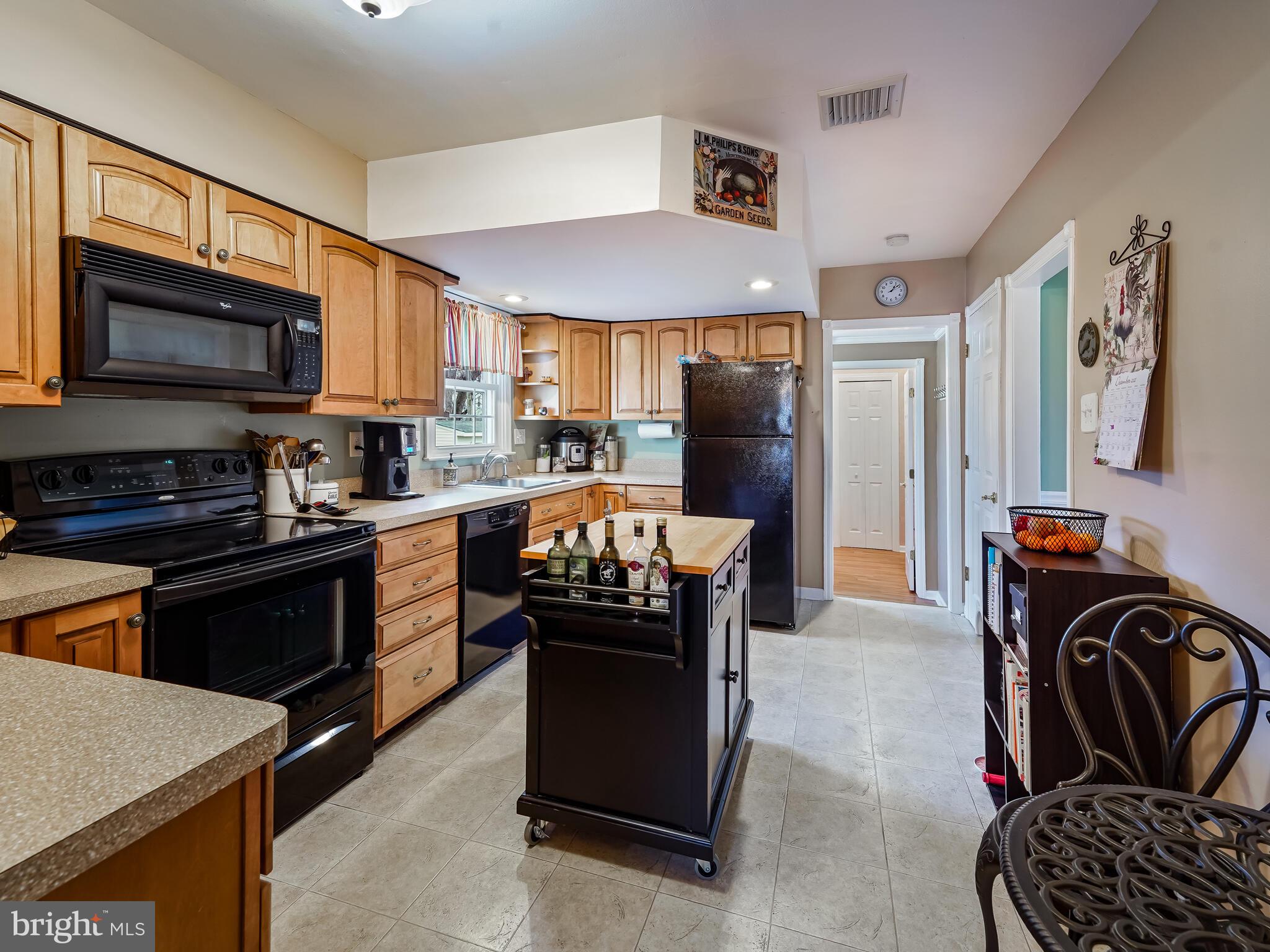 52 Varnum Road Norristown, PA 19403 - Photo 14 of 53 Gallery Image 14