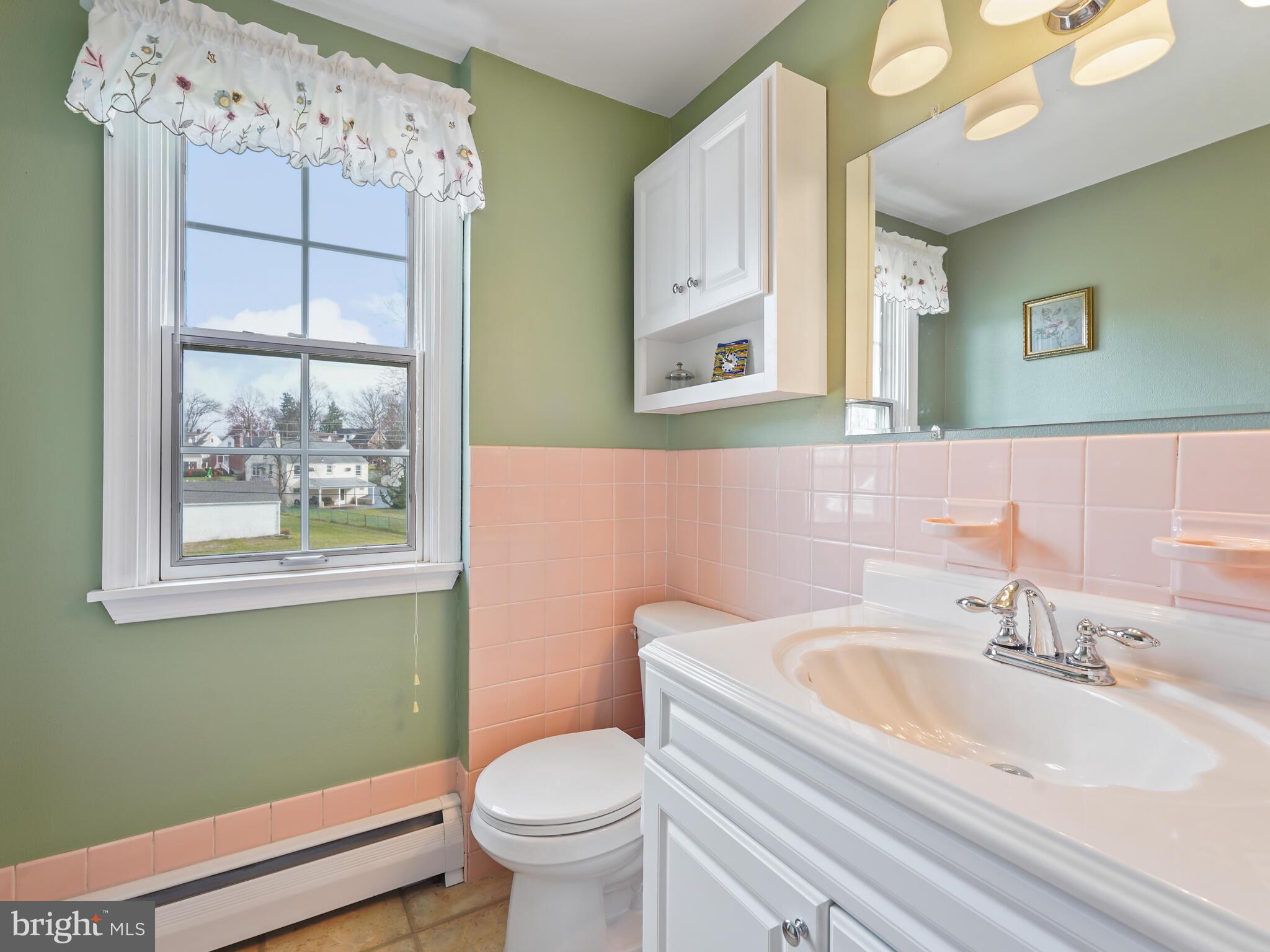 52 Varnum Road Norristown, PA 19403 - Photo 42 of 53 Gallery Image 42