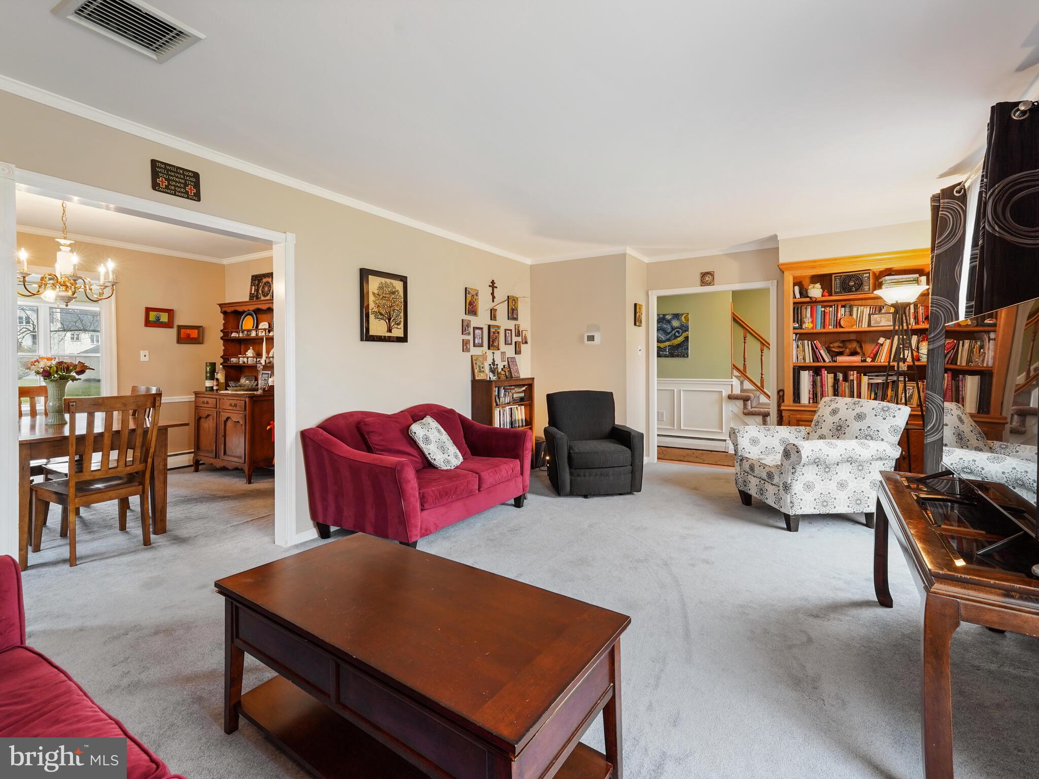 52 Varnum Road Norristown, PA 19403 - Photo 9 of 53 Gallery Image 9