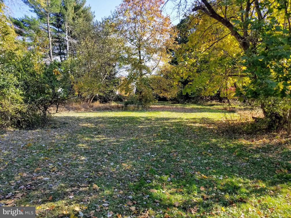 2582 North Sugan Road New Hope, PA 18938 - Photo 4 of 9 Gallery Image 4