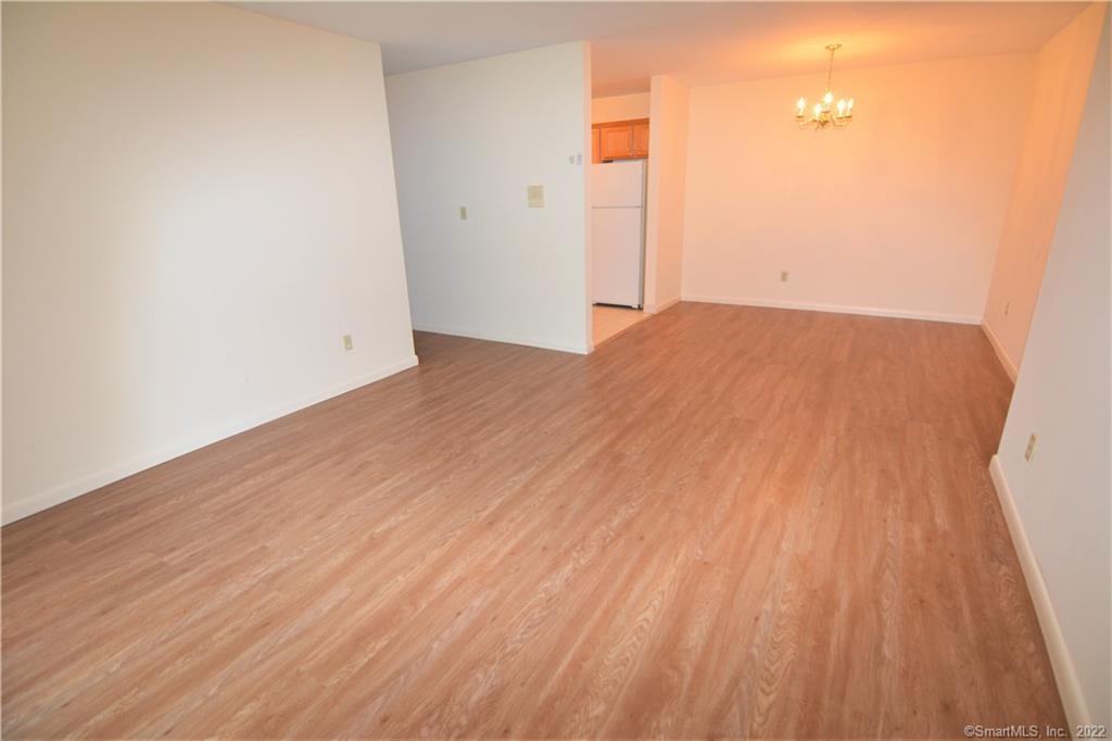 187 Scott Road, Unit 2C Waterbury, CT 06705 - Photo 4 of 12