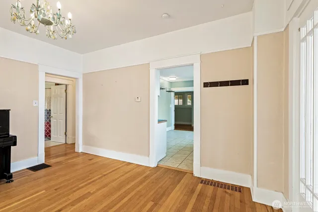 $690,000 | 216 South Blakeley Street, Monroe, WA 98272