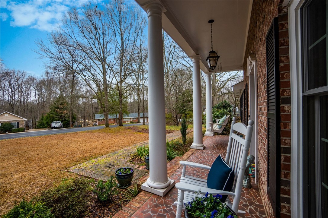110 Ashley Road Clemson, SC 29631 - Photo 4 of 31 Gallery Image 4