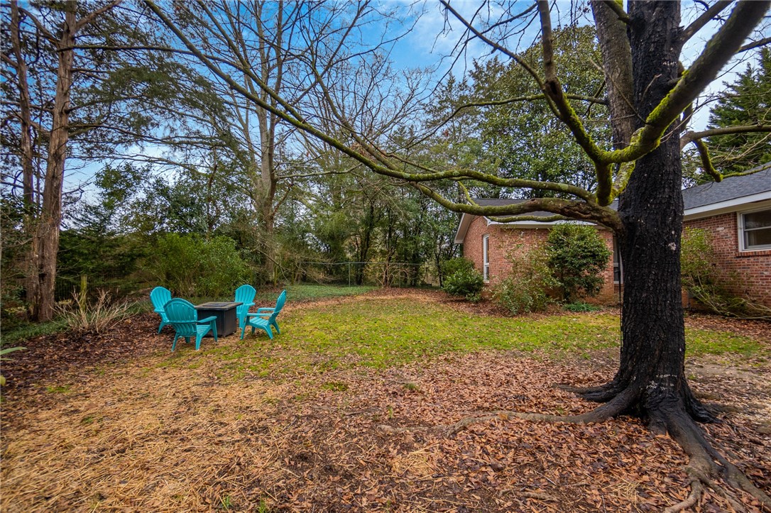 110 Ashley Road Clemson, SC 29631 - Photo 9 of 31 Gallery Image 9