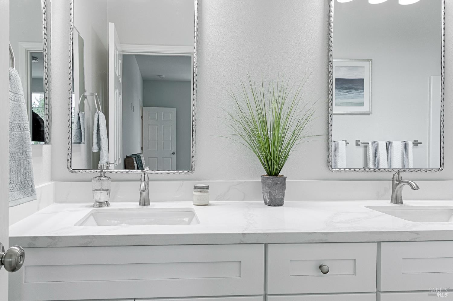 1960 Las Ventanas Drive Santa Rosa, CA 95407 - Photo 21 of 36 a bathroom with sink and a mirror