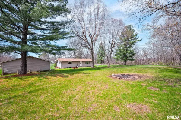 $139,999 | 419 Knox Road 1700 East, Maquon, IL 61458