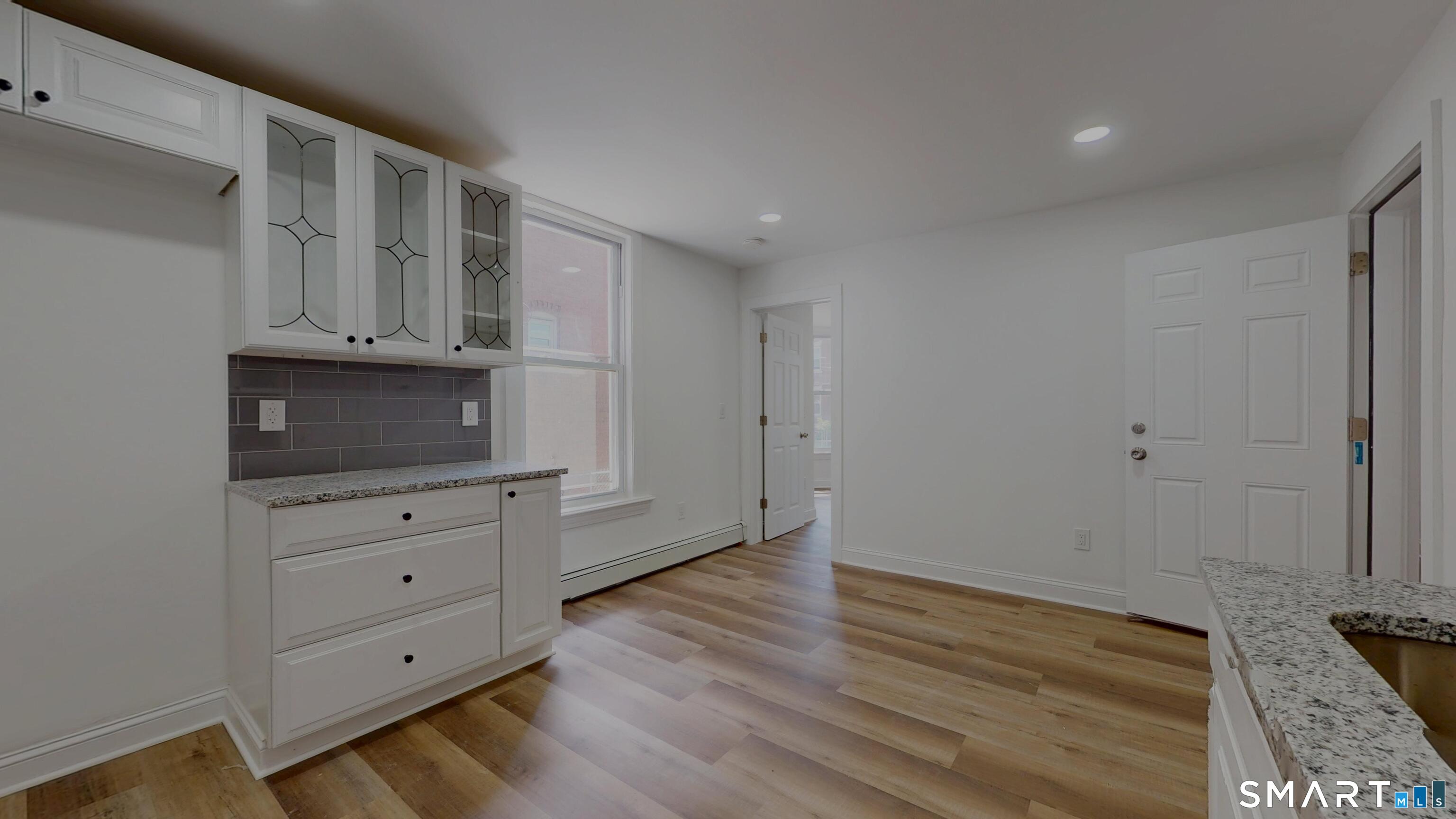 24 Bond Street Hartford, CT 06114 - Photo 7 of 24