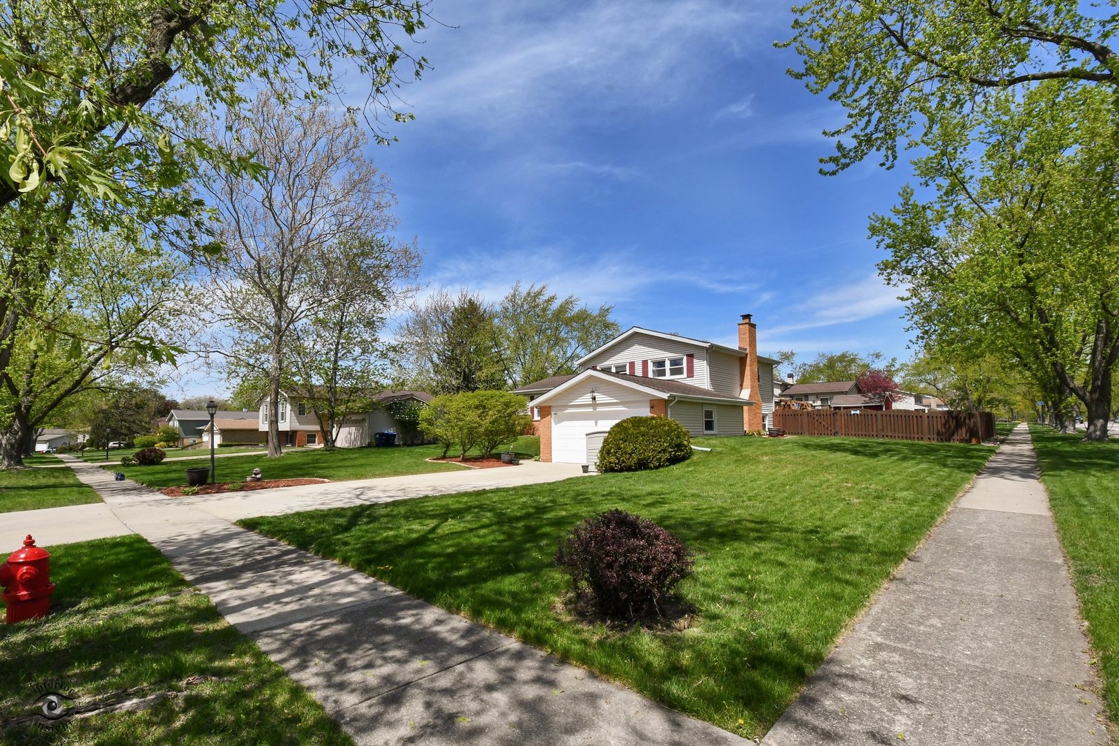 802 Timber Lane Darien, IL 60561 - Photo 2 of 23 a front view of a house with a yard
