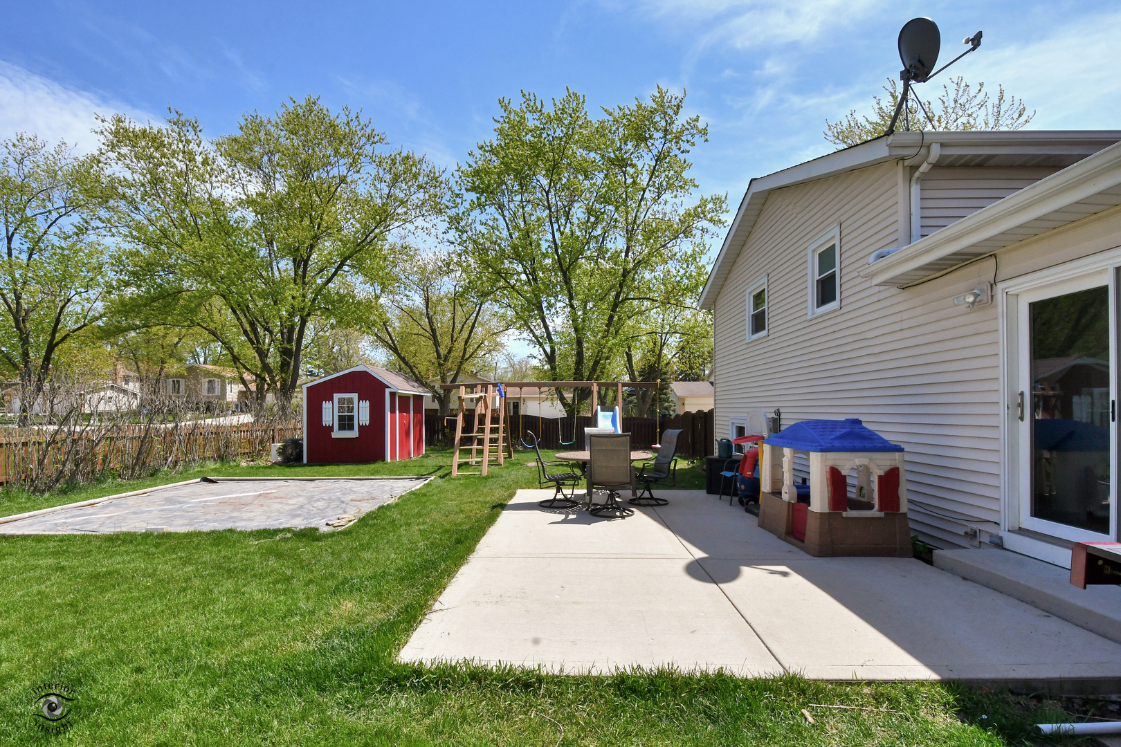 802 Timber Lane Darien, IL 60561 - Photo 22 of 23 a front view of a house with a yard