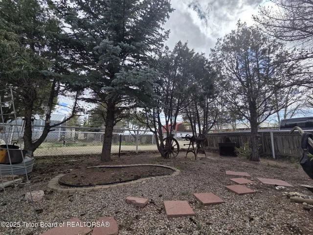 $210,000 | 159 Oak Street, La Barge, WY 83123