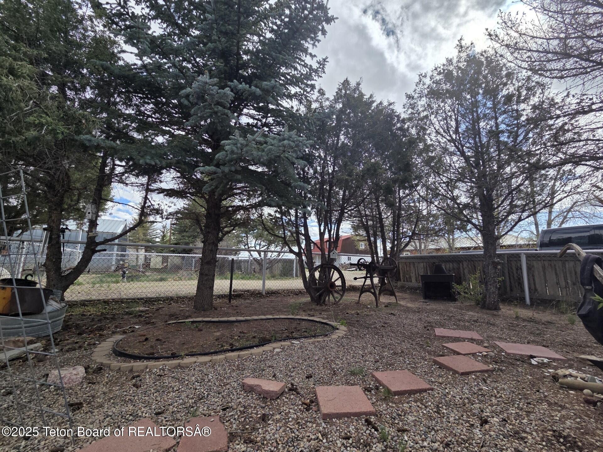 159 Oak Street La Barge, WY 83123 - Photo 11 of 21 159 Oak Street
