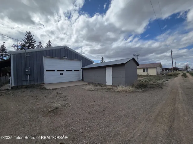 $210,000 | 159 Oak Street, La Barge, WY 83123