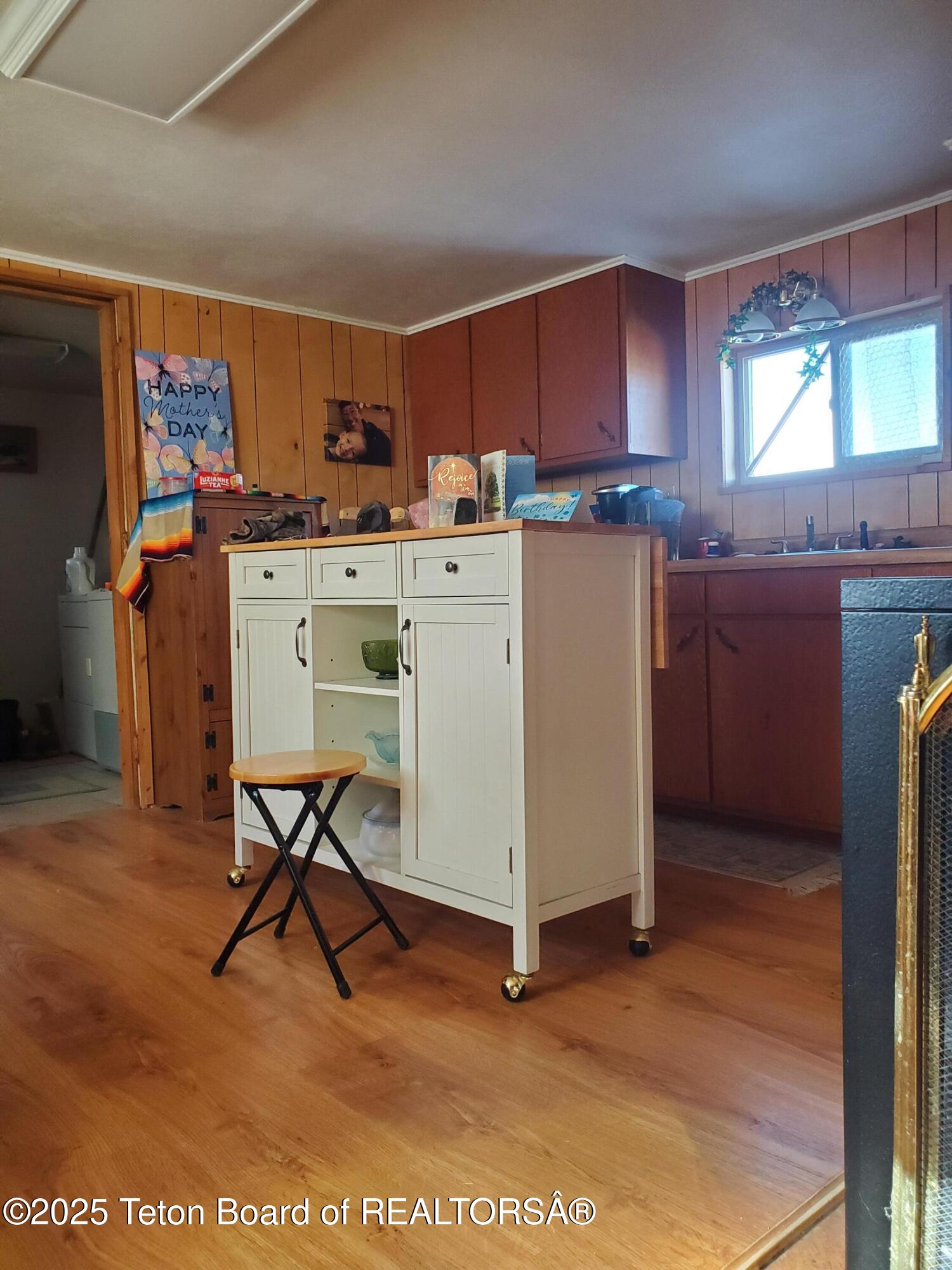 159 Oak Street La Barge, WY 83123 - Photo 4 of 21 159 Oak Street