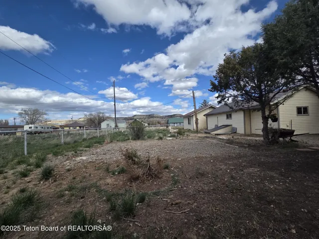 $210,000 | 159 Oak Street, La Barge, WY 83123