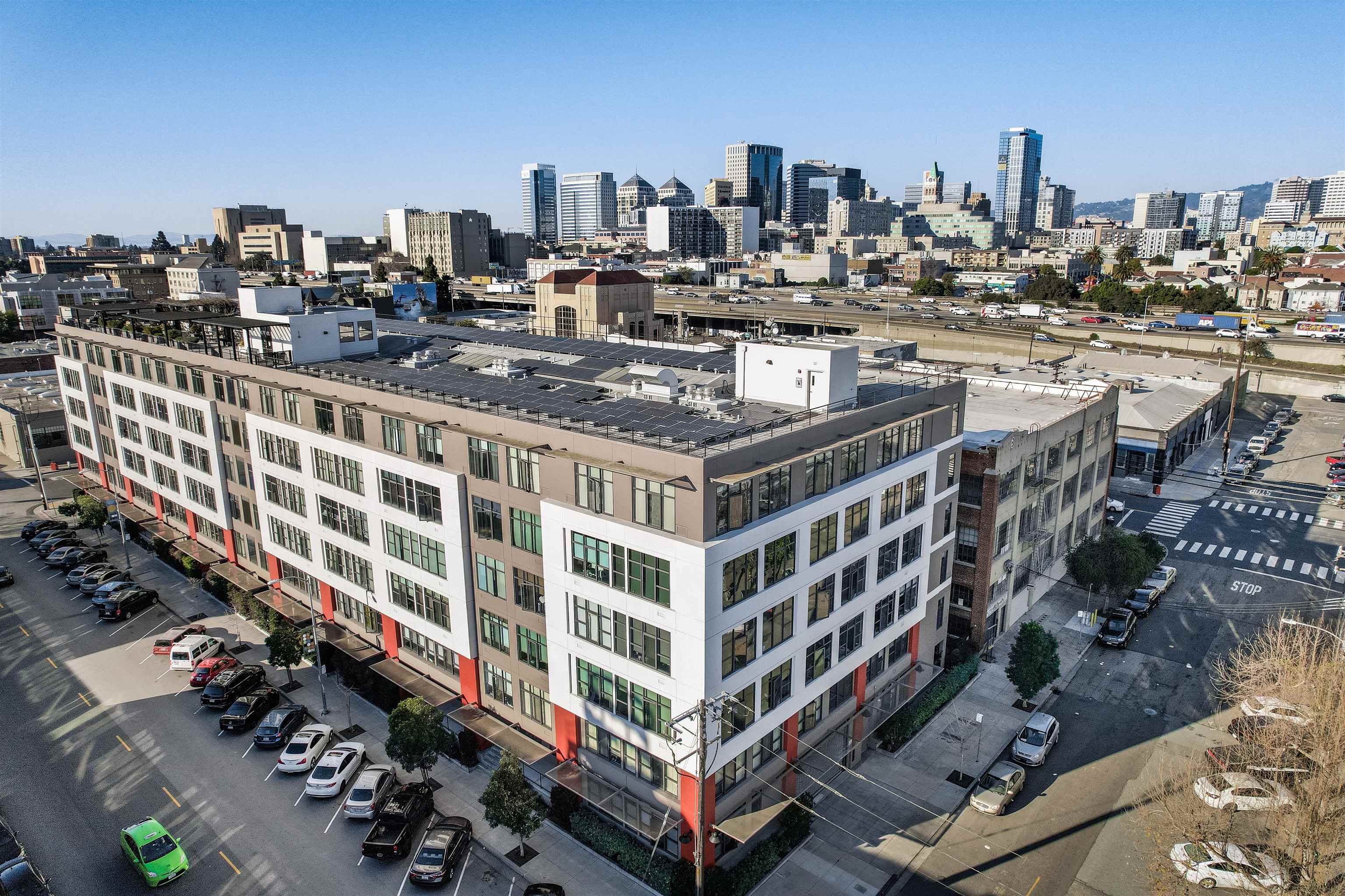 288 3rd Street, Unit 406 Oakland, CA 94607 - Photo 31 of 32 a view of a city with tall buildings