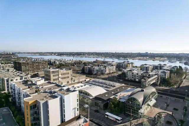 $399,000 | 288 3rd Street, Unit 406, Oakland, CA 94607