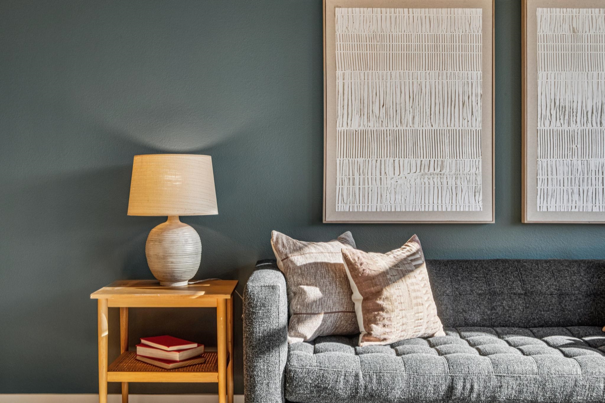 288 3rd Street, Unit 406 Oakland, CA 94607 - Photo 9 of 32 a bedroom with bed and a window